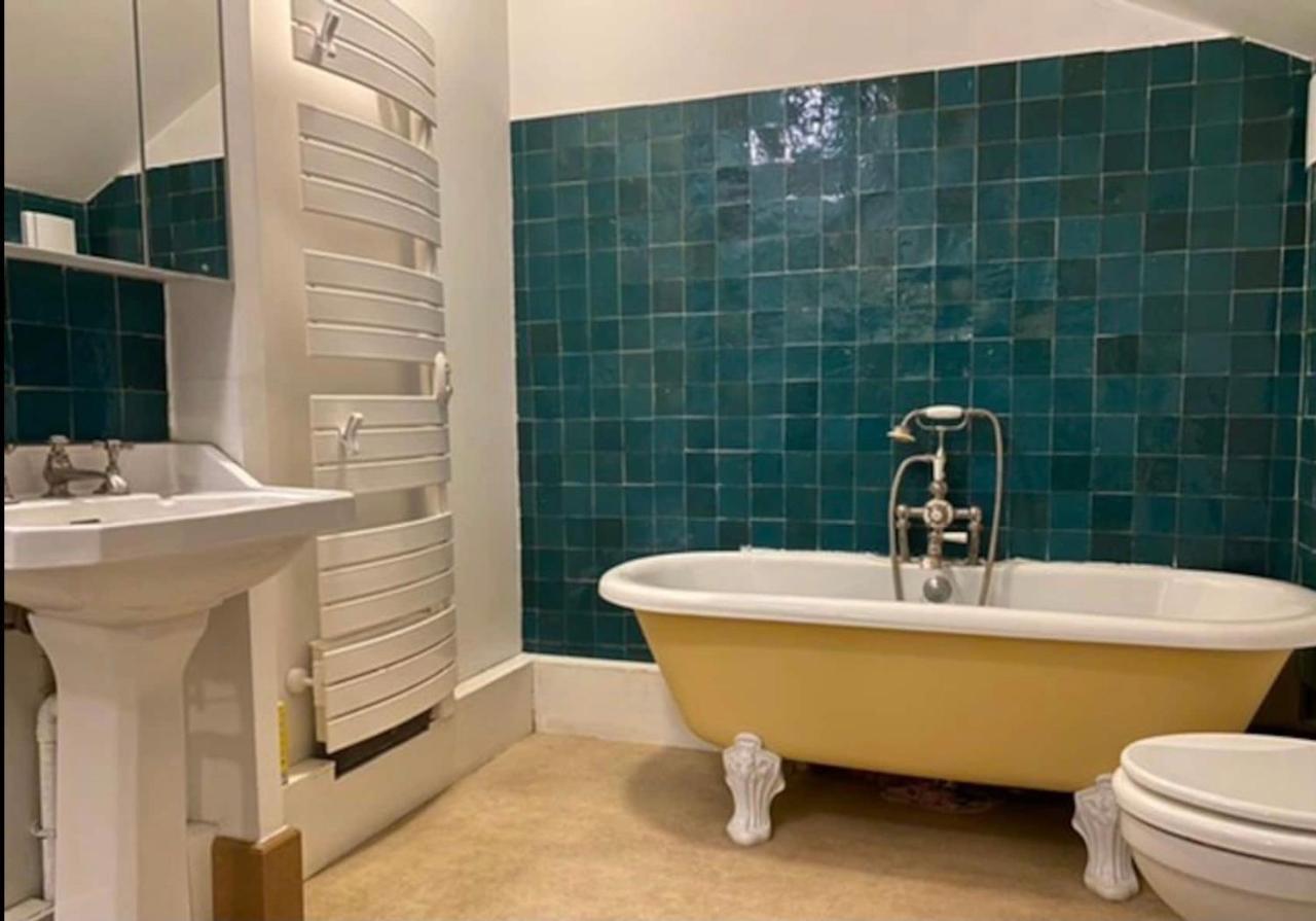 Le jacuzzi de Marie Apartment Tourcoing Exterior foto